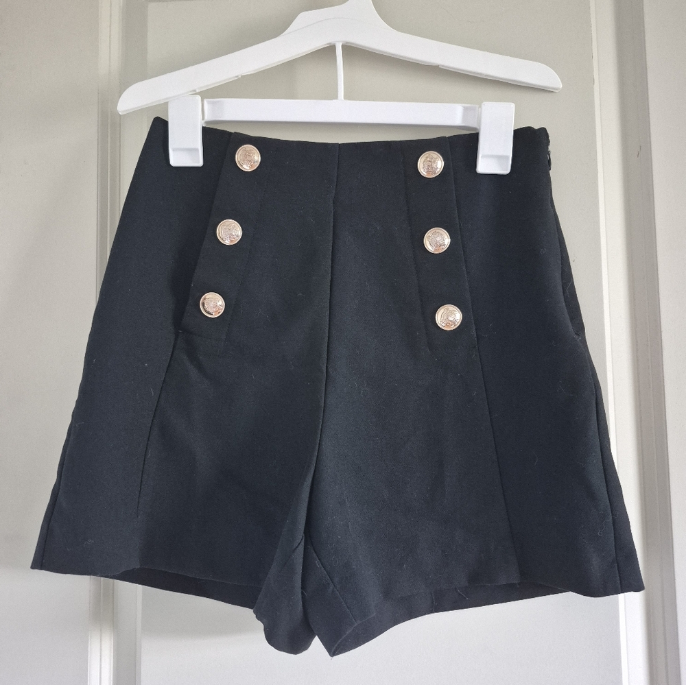 Zara Black High Waisted Gold Button Fitted Shorts